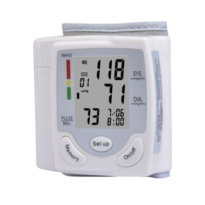 AAA Battery Digital Wrist Blood Pressure Monitor 290 Mmhg , LCD Wrist Bp Monitor