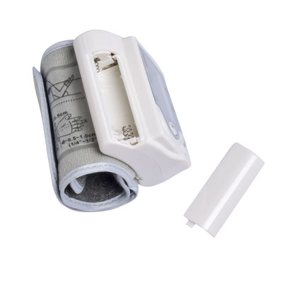 AAA Battery Digital Wrist Blood Pressure Monitor 290 Mmhg , LCD Wrist Bp Monitor